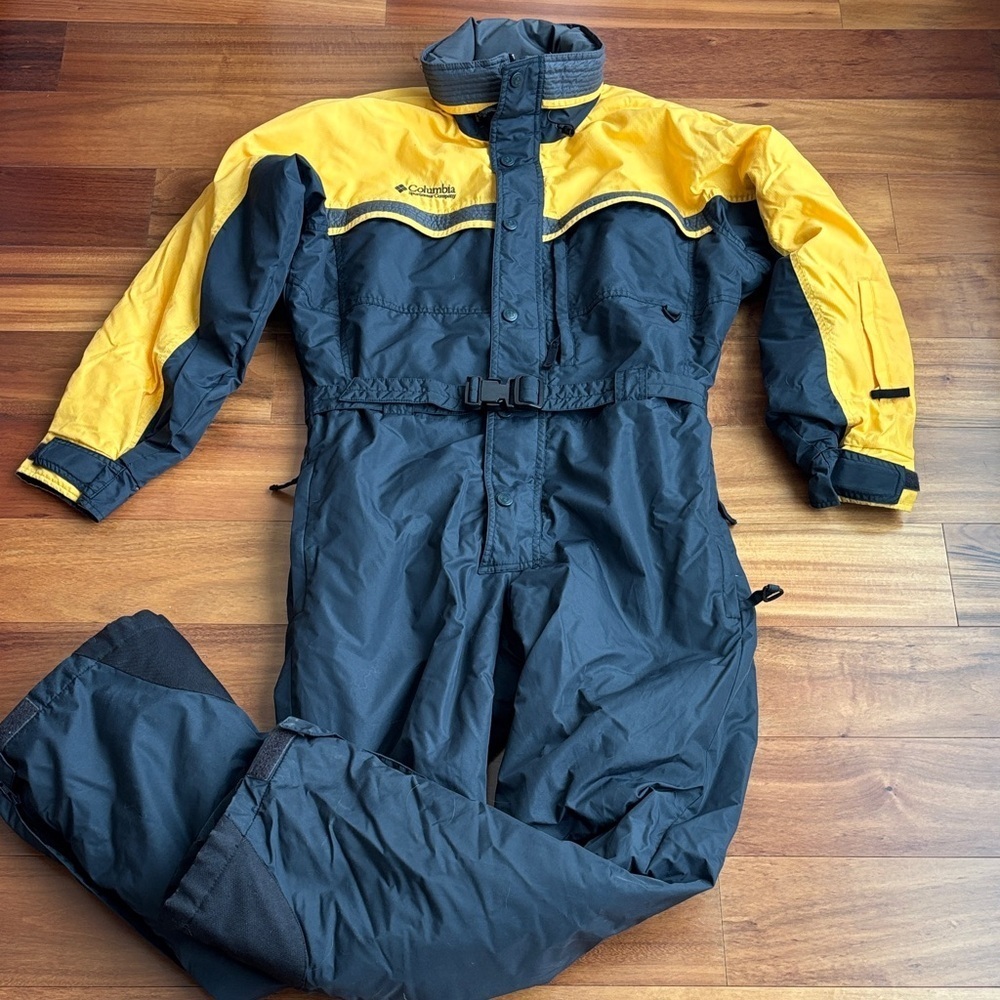 Men’s Columbia snowsuit